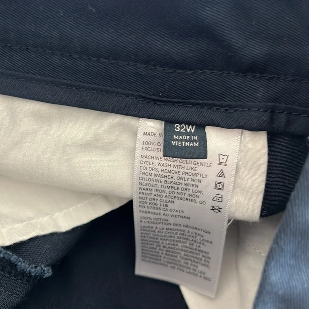 Navy Blue Shorts Men's Size 32 NEW